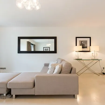 Carlton Riviera